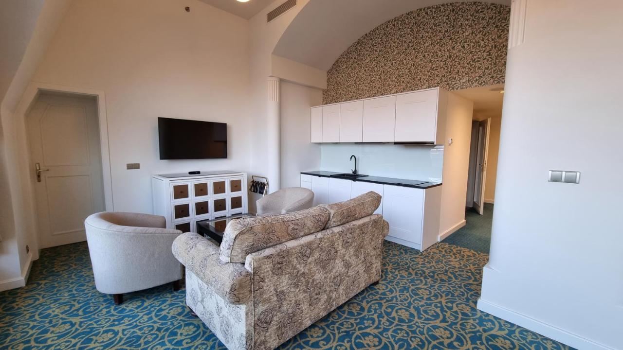 Savoy Отель 4*