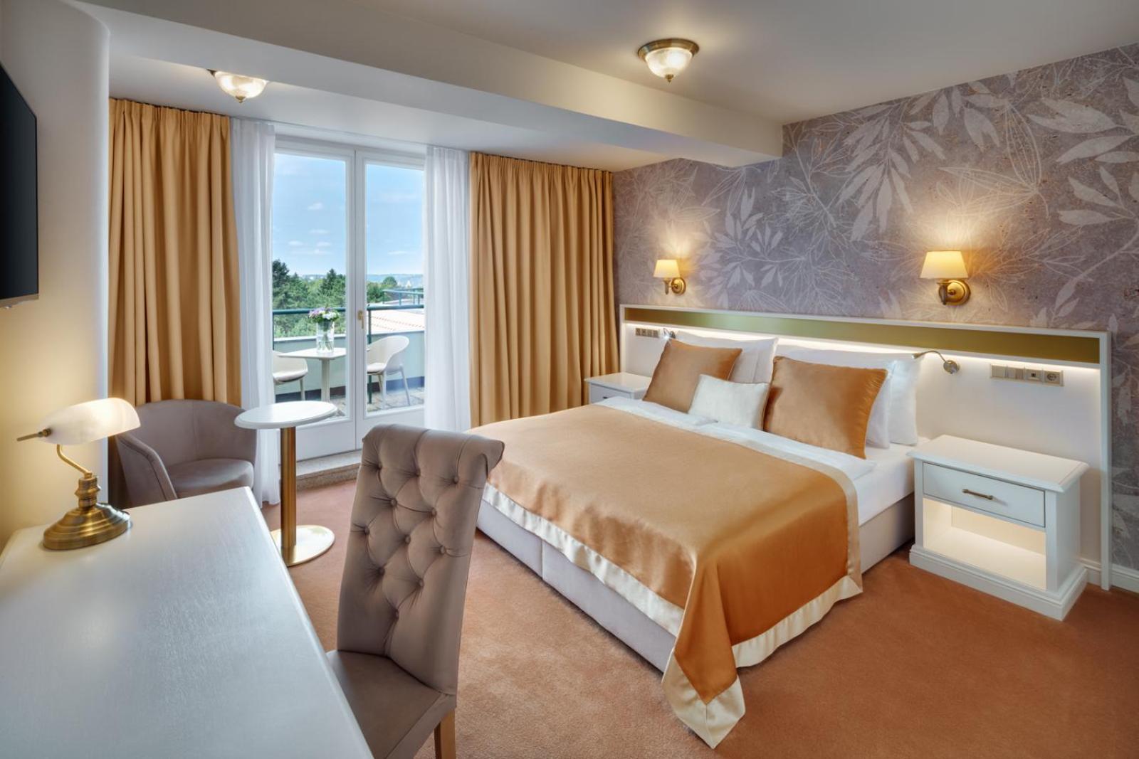 Готель Savoy
